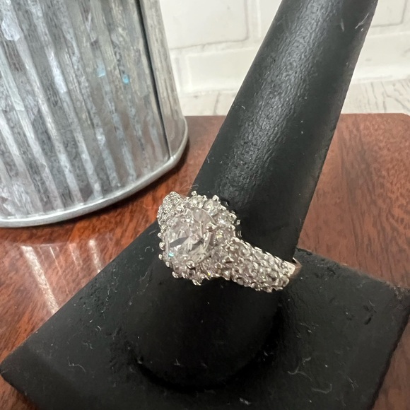 Sterling Silver Ring With Clean Stone .925 Signed NC Women Size 10 Oval - Picture 14 of 16